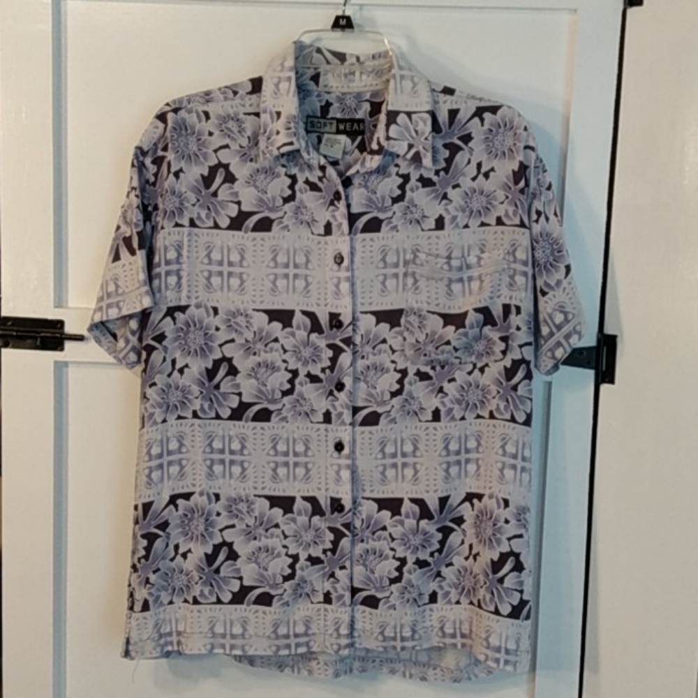 Soft Wear Hawaiian Print Blouse, Size M